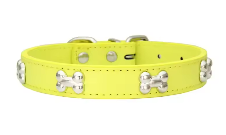 Durable Leather Dog Collar with Bone Design – Adjustable Pet Collar for Puppies, Small & Large Dogs, Cats & Chihuahuas